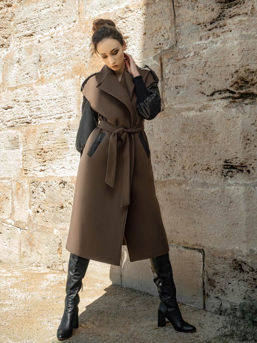 Coat with removable leather sleeves