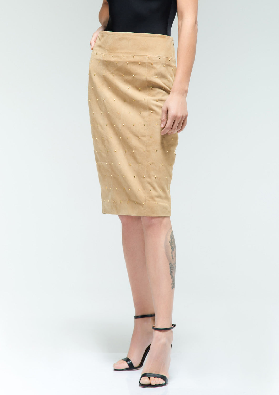 Suede skirt with pearls